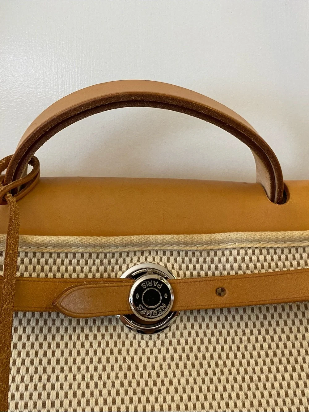 HERMÉS 30PM Cowhide/Canvas HERBAG w/ Silver Lock/Key, Shoulder Strap & Full Set